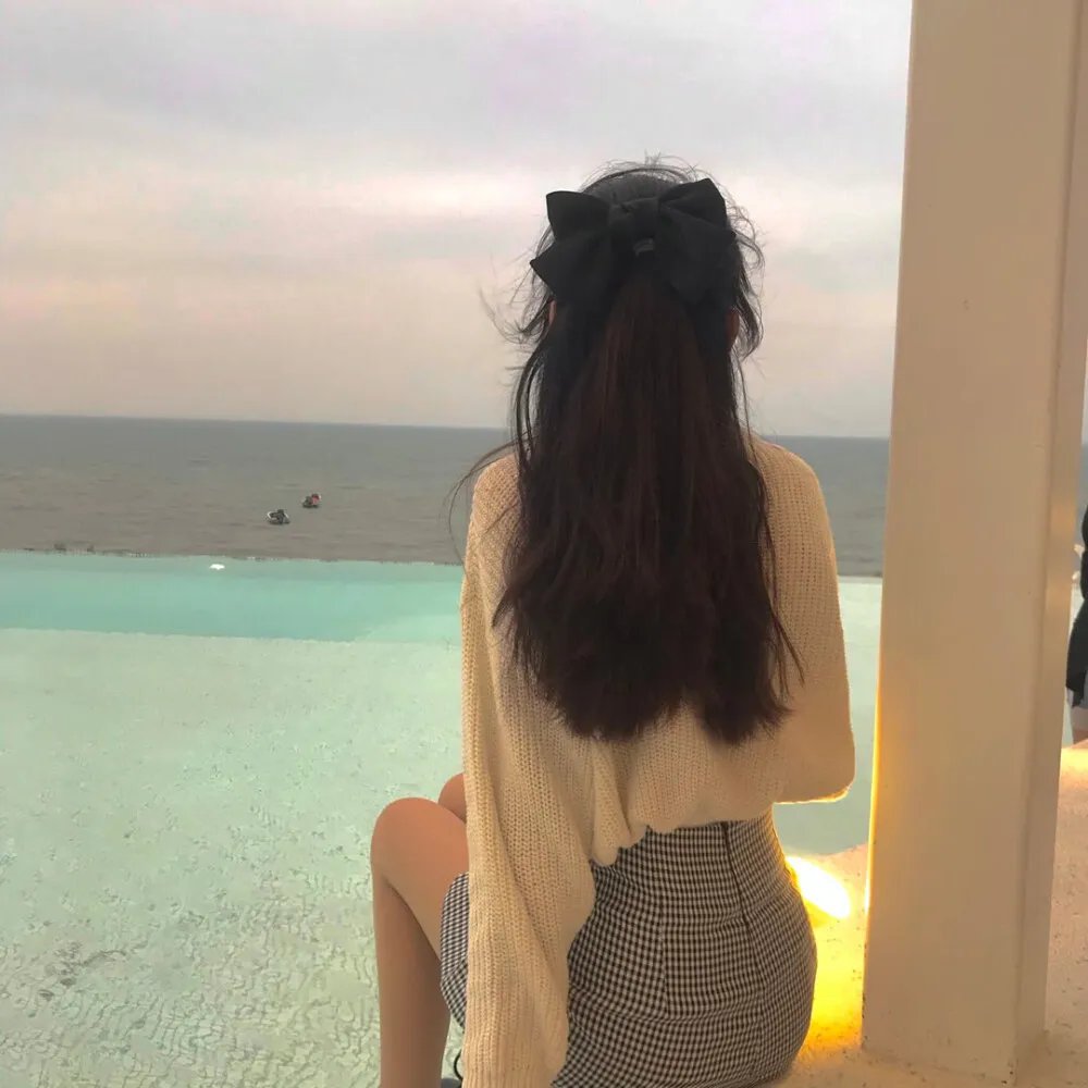 是，我不会游泳